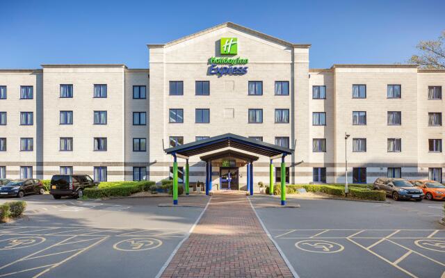 Holiday Inn Express Poole, an IHG Hotel