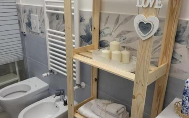 NewLife 8.15 Holiday Home White