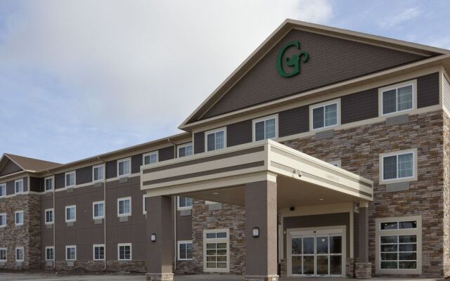 GrandStay Hotel & Suites Valley City