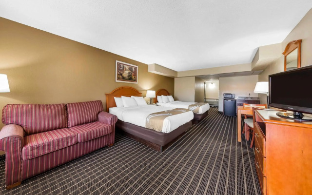 Quality Inn & Suites Sevierville - Pigeon Forge