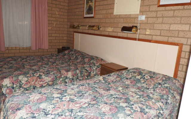 Lone Pine Motel - Corowa