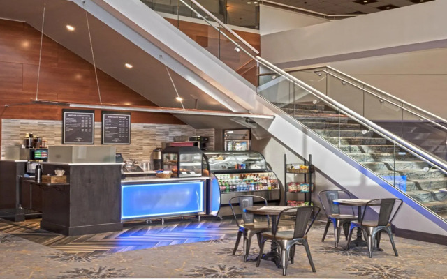 Crowne Plaza Suites MSP Airport - Mall of America by IHG - фото 2