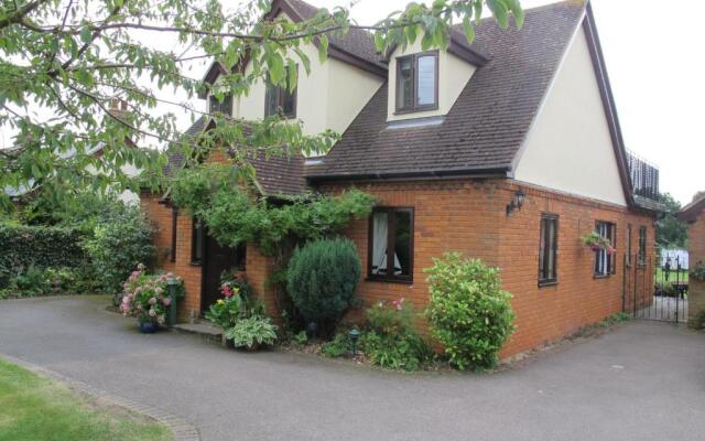 Burnt Mill Cottage