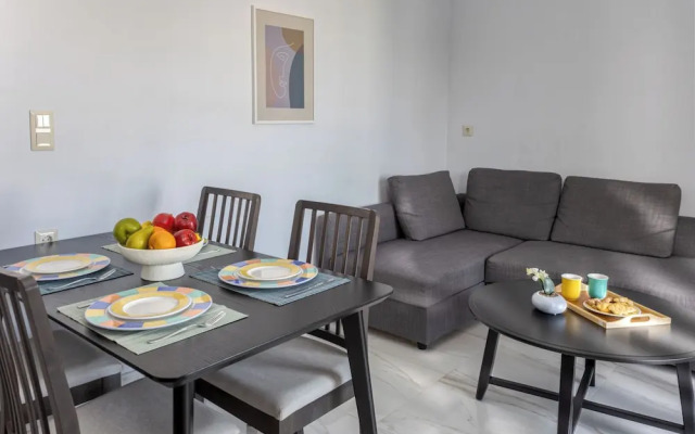 Boutique Seaview Apt near City Center