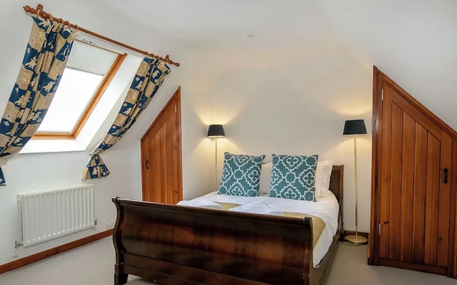 Stunning Barn Conversion - Rural Setting