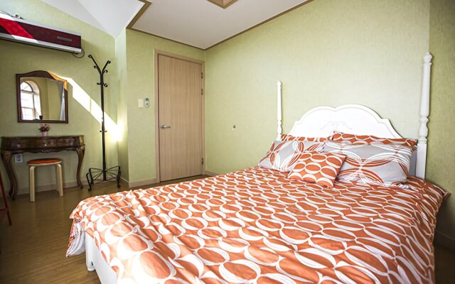 Ganghwa Go Bang I Pension