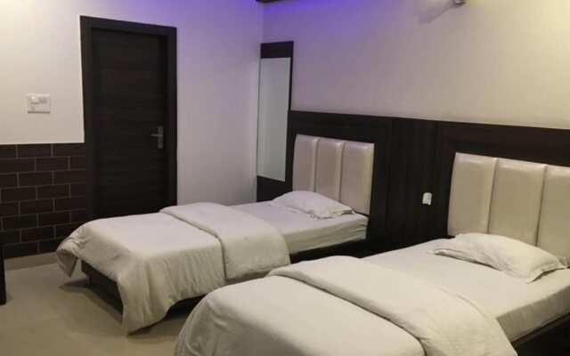 Hotel Kimaya