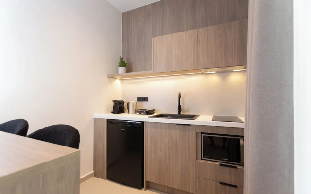 Armonia Seaview Suites