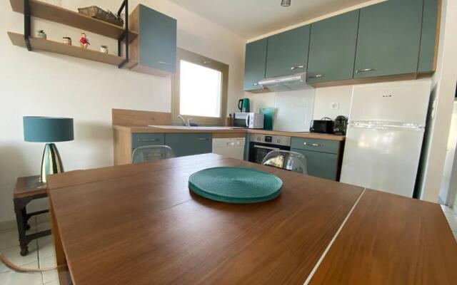 Cosy appt 4* face à Pontaillac - parking & WIFI