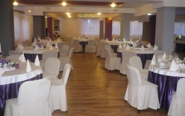 Hotel Akor