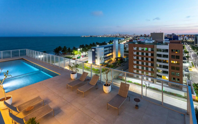 Acqua Residences Luxury Collection