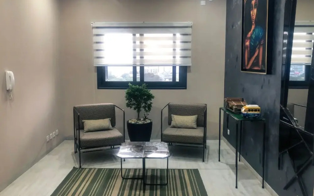 Iris Apartment