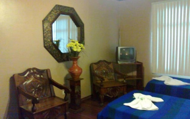 Charly's Place Hotel