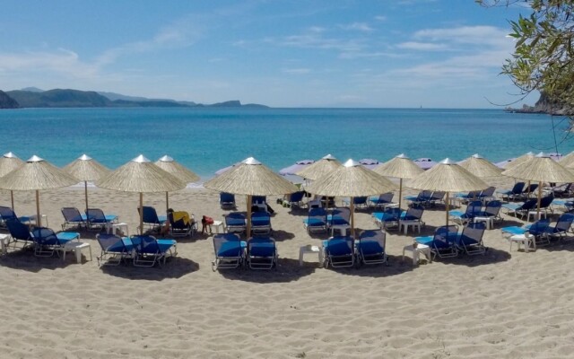 Enjoy Lichnos Bay Village Camping, Hotel & Apartments A.E.T.E