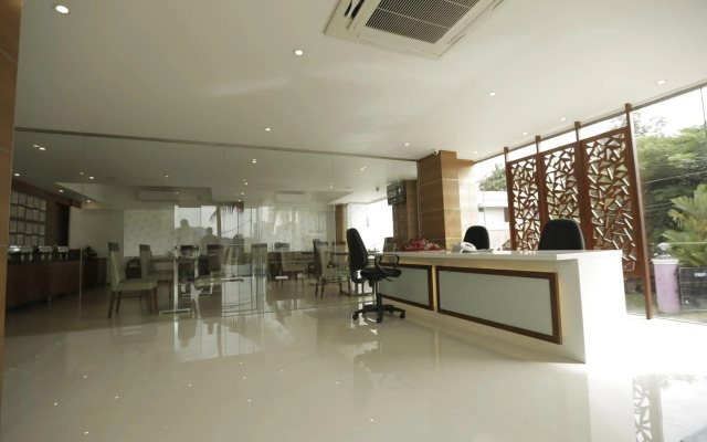 OYO 1686 Park Connect Hotel