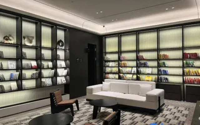 Xi'an Jiaotong University Chang Le Park Subway Station Atour Hotel