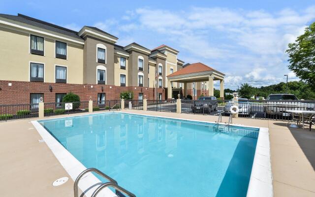 Holiday Inn Express Hotel & Suites Petersburg-Dinwiddie, an IHG Hotel