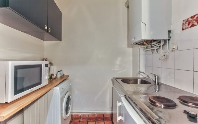 26 - Best Studio of Montorgeuil District