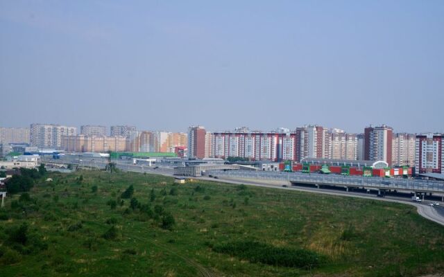 Apartments Sever on st. Pavla Sharova, 1-1