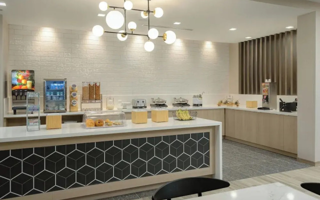 Towneplace Suites By Marriott Cincinnati Oakley
