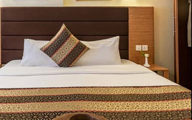 Prideinn Mombasa City 7