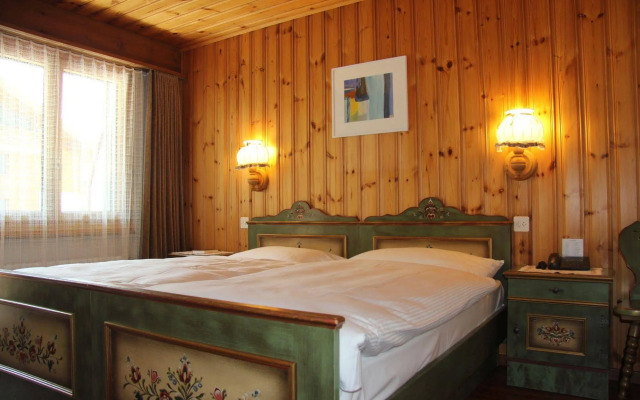 Typically Swiss Hotel Täscherhof