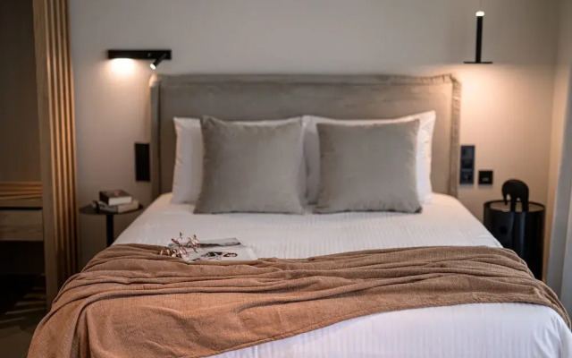 Luaz Suites Volos Center