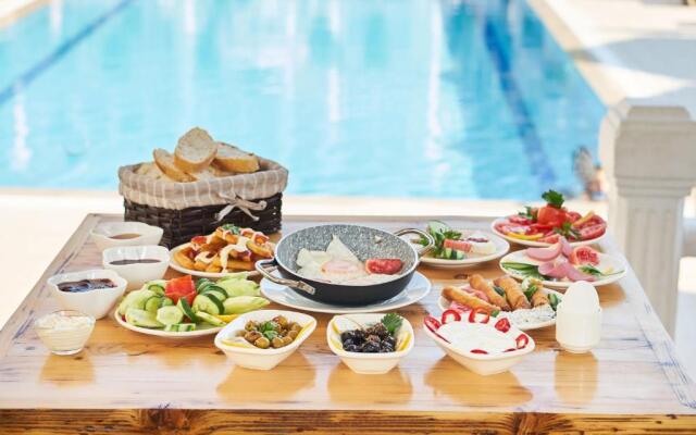 Larimar Suite Hotel
