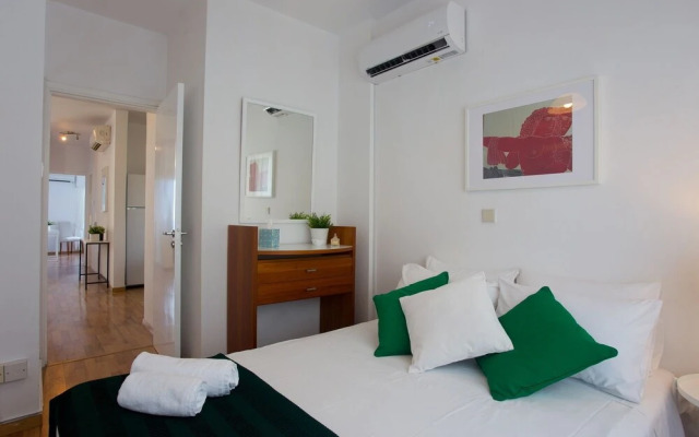 Seaside Luxury Beach Apartment
