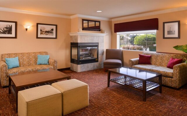 Holiday Inn Express Suites Watsonville, an IHG Hotel