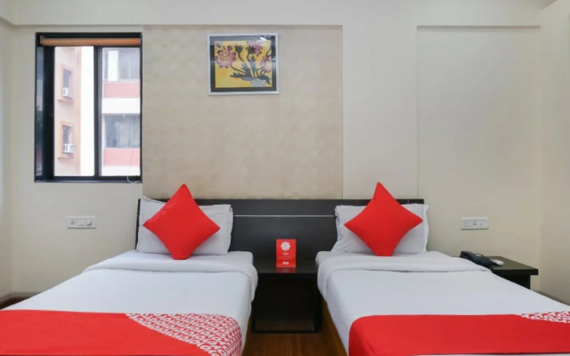 Hotel Silvver Crest By OYO Rooms