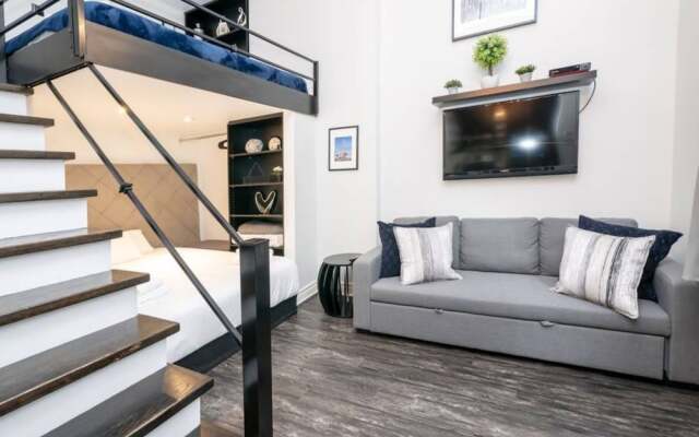 Modern 5 Bedroom Boutique Loft
