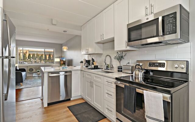 Cozy 1BR Apartment in Arlington Heights