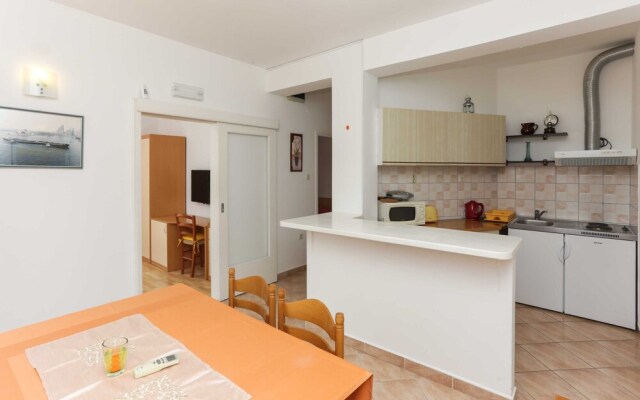Apartments Posta