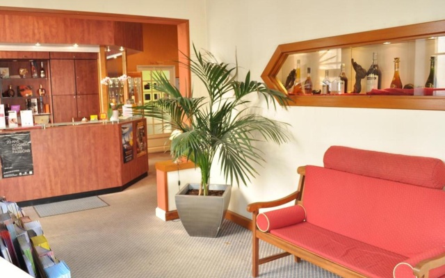 Logis Hôtel la Résidence