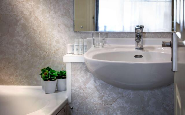 The Monterey Hotel, Sure Hotel Collection by Best Western