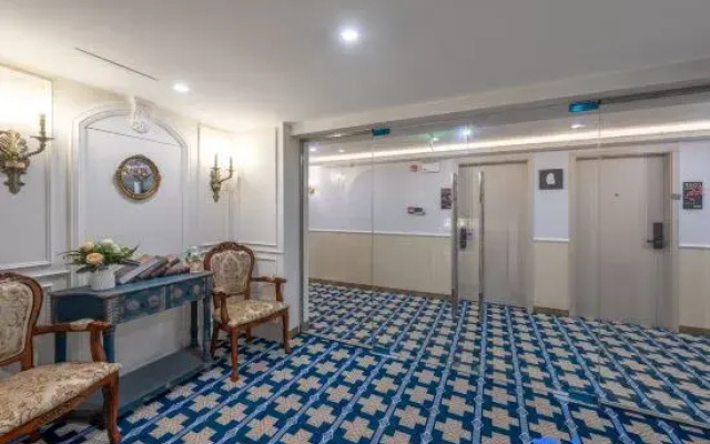 Fanhua Yisu Apartment (Chaoyang Square Sanjie Liangxiang Branch)