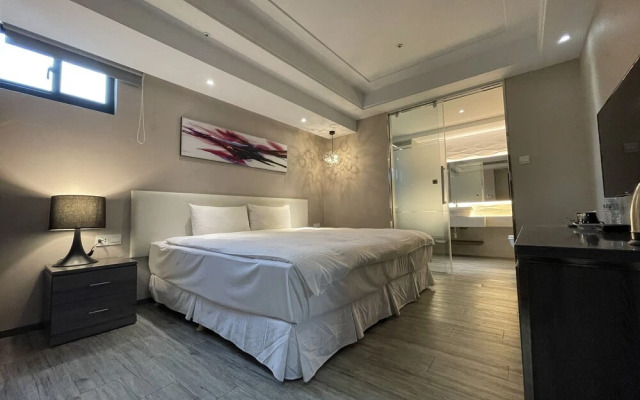 Royal Fine Hotel