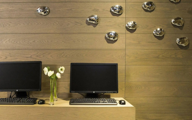 Hotel Ease Mong Kok