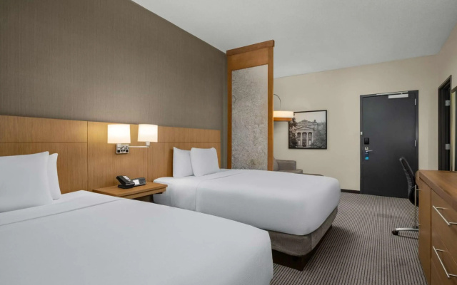Hyatt Place Iowa City Downtown