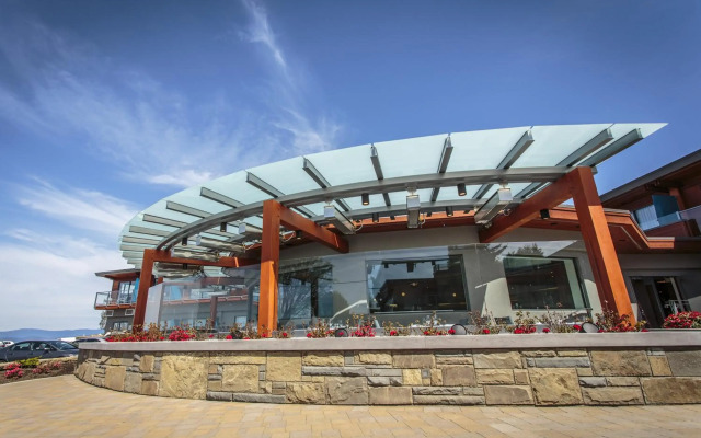 Qualicum Beach Inn