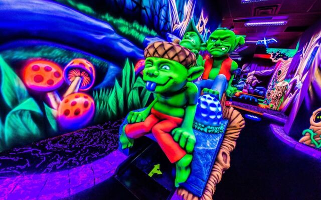 West Edmonton Mall Inn