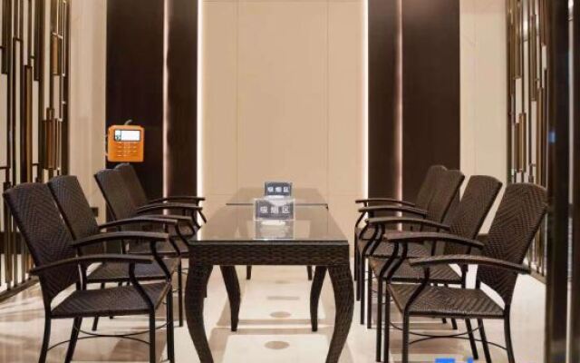 Xing Yi Hai Yu Hotel