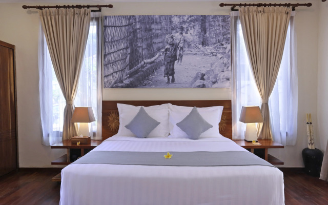 Hotel Ombak Sunset