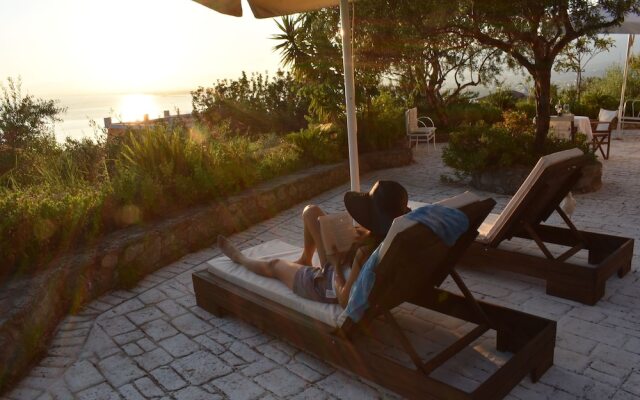 Verga Apartments & Suites