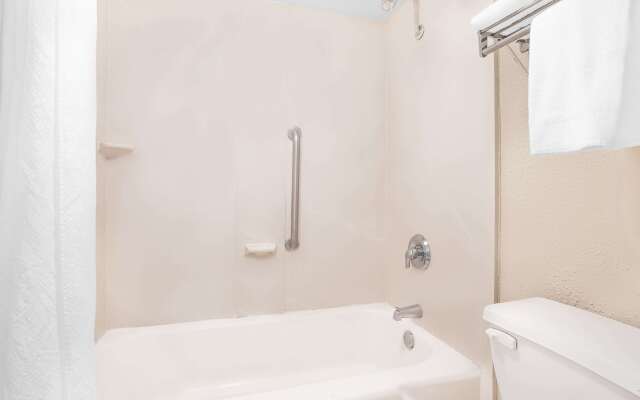 Days Inn by Wyndham Attalla