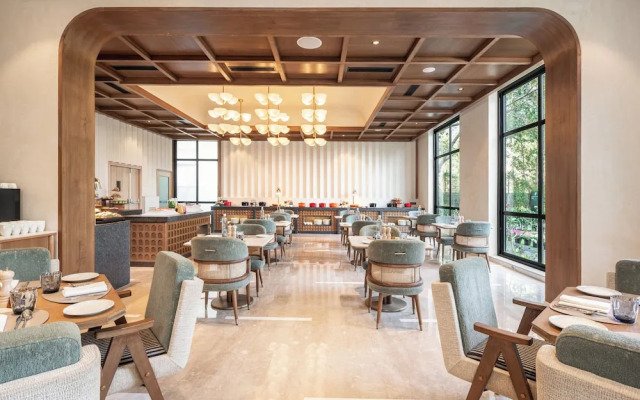 Holiday Inn Gurgaon NH8 by IHG