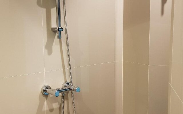 B & B Patong Beach House