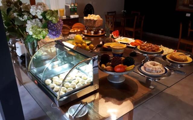 Hiu Hotel