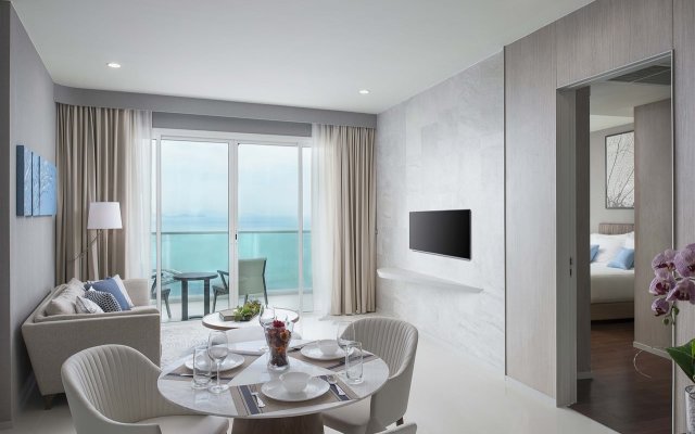 White Sand Beach Residences Pattaya